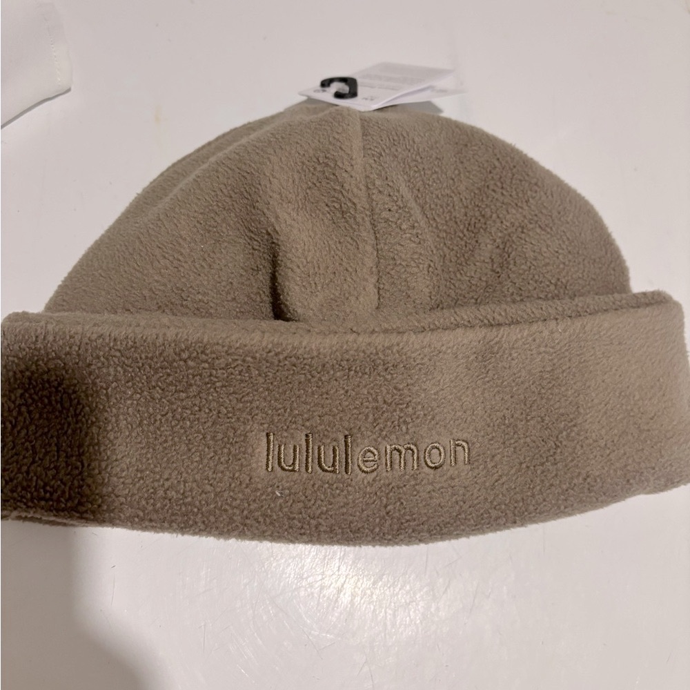 Lululemon beanie Fleece warm S/M
